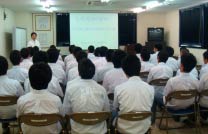 高校生の工場見学：イメージ